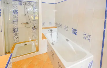 Location Maison 6 personnes à Chateuneuf de Gadagne - Photo 24