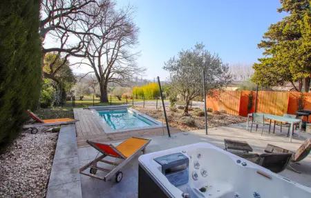 Location Maison 4 personnes à La Batie Rolland - Photo 1