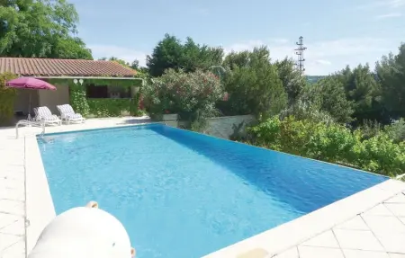 Location Appartement 2 personnes à ISTRES - Photo 4