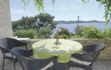 Location Appartement 2 personnes à ISTRES - Photo 7