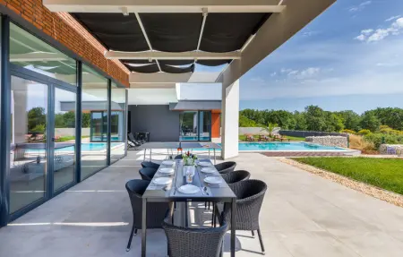 Location Maison 9 personnes à Liznjan - Photo 8