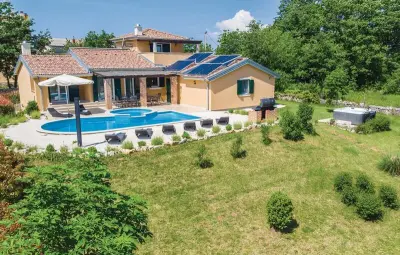 Maison à Rezanci - L554893