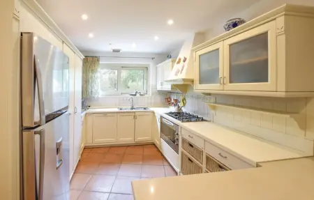 Amazing home with pool, Maison 13 personnes à Nocera Terinese - Photo 16