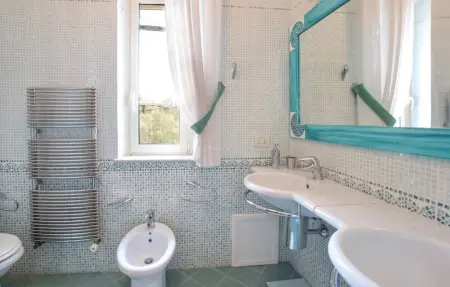 Amazing home with pool, Maison 13 personnes à Nocera Terinese - Photo 26