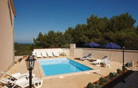 Location Maison 12 personnes à Liznjan - Photo 2