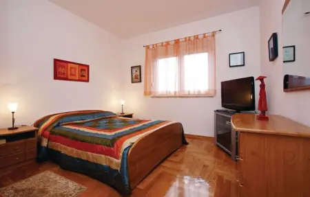 Location Maison 12 personnes à Liznjan - Photo 3