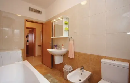 Location Maison 12 personnes à Liznjan - Photo 43