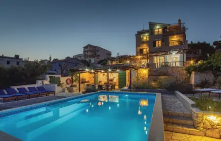 Location Maison 8 personnes à Sevid - Photo 7