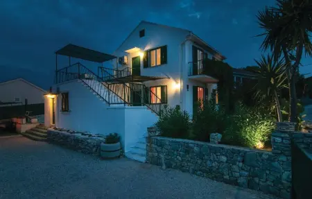 Location Maison 10 personnes à Rogac - Photo 14