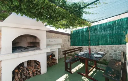 Location Maison 10 personnes à Rogac - Photo 17