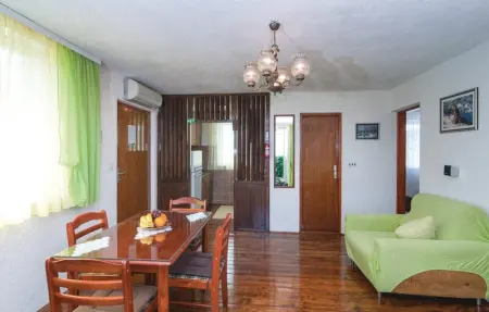 Location Maison 10 personnes à Rogac - Photo 22