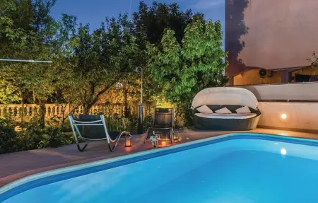 Location Appartement 2 personnes à Vodice - Photo 1