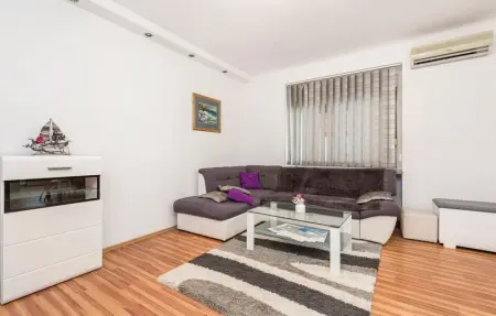 Location Maison 6 personnes à Rijeka - Photo 17