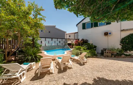 Location Maison 8 personnes à Vir - Photo 9