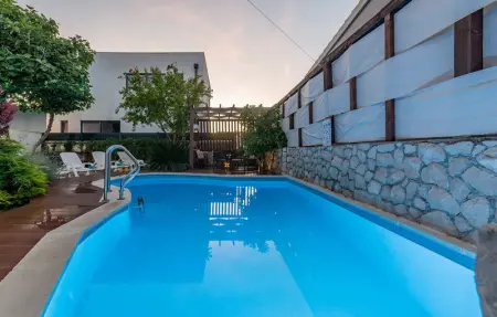 Location Maison 8 personnes à Vir - Photo 19