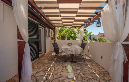 Location Maison 8 personnes à Vir - Photo 29