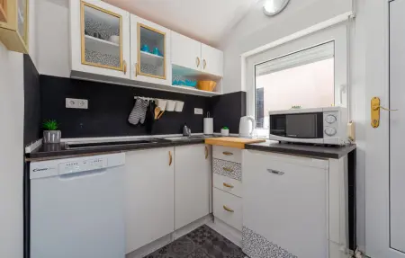 Location Maison 8 personnes à Vir - Photo 36