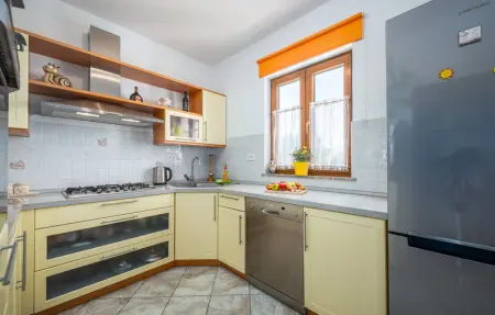 Location Maison 6 personnes à Tinjan - Photo 31