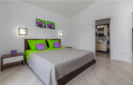 Location Maison 12 personnes à Pazin - Photo 24