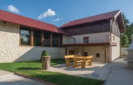 Location Maison 23 personnes à Gospic - Photo 15