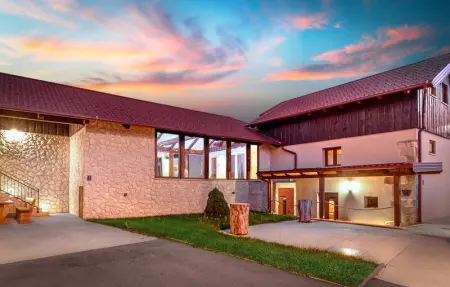 Location Maison 23 personnes à Gospic - Photo 21