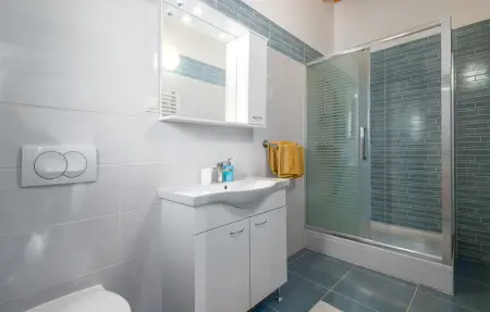 Location Maison 8 personnes à Visnjan - Photo 24