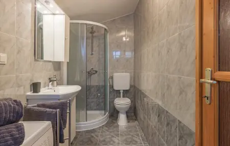 Location Maison 8 personnes à Liznjan - Photo 24