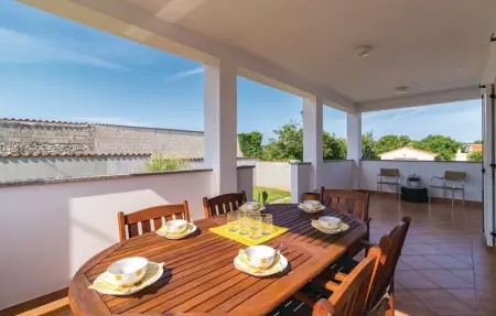 Location Maison 8 personnes à Liznjan - Photo 3