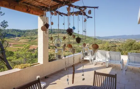 Location Maison 6 personnes à Pierrerue - Photo 10