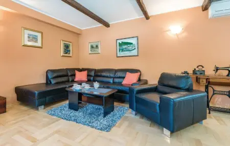 Location Maison 7 personnes à Bilice - Photo 16