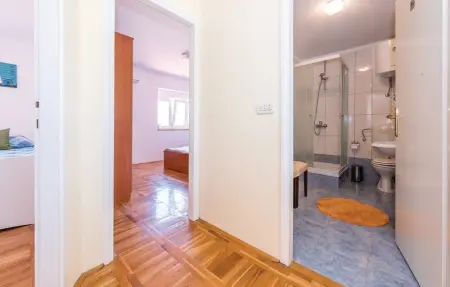 Location Maison 7 personnes à Bilice - Photo 23