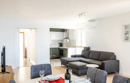 Location Maison 10 personnes à Prizba - Photo 3