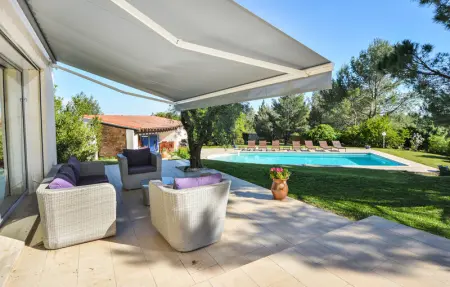 Location Maison 10 personnes à Nîmes - Photo 7