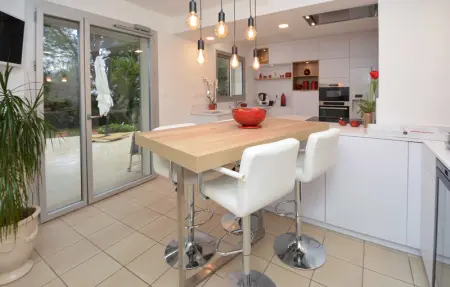 Location Maison 10 personnes à Nîmes - Photo 24