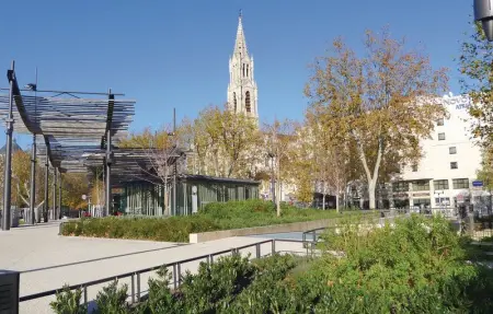 Location Maison 10 personnes à Nîmes - Photo 39