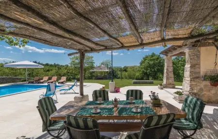 Location Maison 6 personnes à Pazin - Photo 1