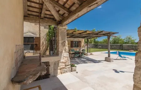 Location Maison 6 personnes à Pazin - Photo 13