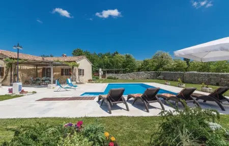 Location Maison 6 personnes à Pazin - Photo 19