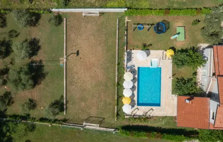 Location Maison 15 personnes à Buje - Photo 12