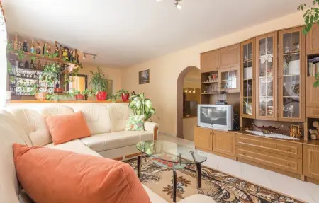 Location Maison 15 personnes à Buje - Photo 17