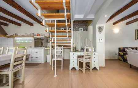 Location Maison 9 personnes à Tinjan - Photo 23