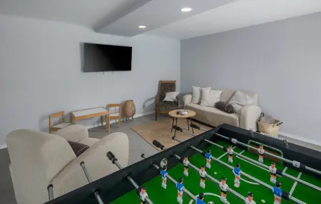 Location Maison 9 personnes à Tinjan - Photo 41