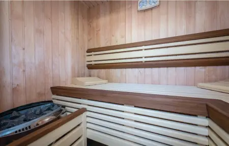 Location Maison 8 personnes à Milna - Photo 4