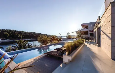 Location Maison 8 personnes à Milna - Photo 17