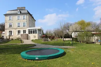 Castillo en Bar sur Seine,Au petit Château FR-00024-09 N°637235