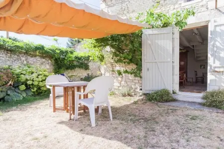 Maison de vacances Sossay, Maison de vacances vintage avec jardin à Sossais - Photo 4