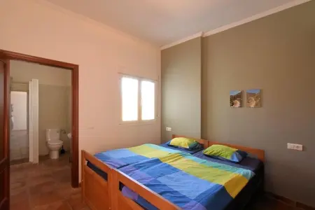 Villa Las Reinas, Maison de vacances indépendante avec piscine privée et jacuzzi - Photo 22