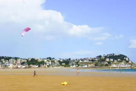 Nice holiday home near the beach Pléneuf Val André - Photo 10