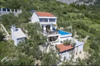 Villa in Makarska,Villa Amare Makarska - E6 circa 150 qm für max 6 Pers CDM05037-O N°821946