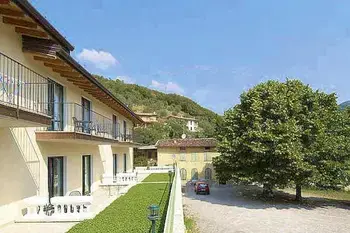 Appartement in Pieve di Tremosine,Apartments Cepo, Pieve di Tremosine-trilo IGS01304-DYD N°878029